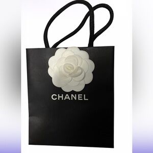 CHANEL Black and White Gift Bag Small